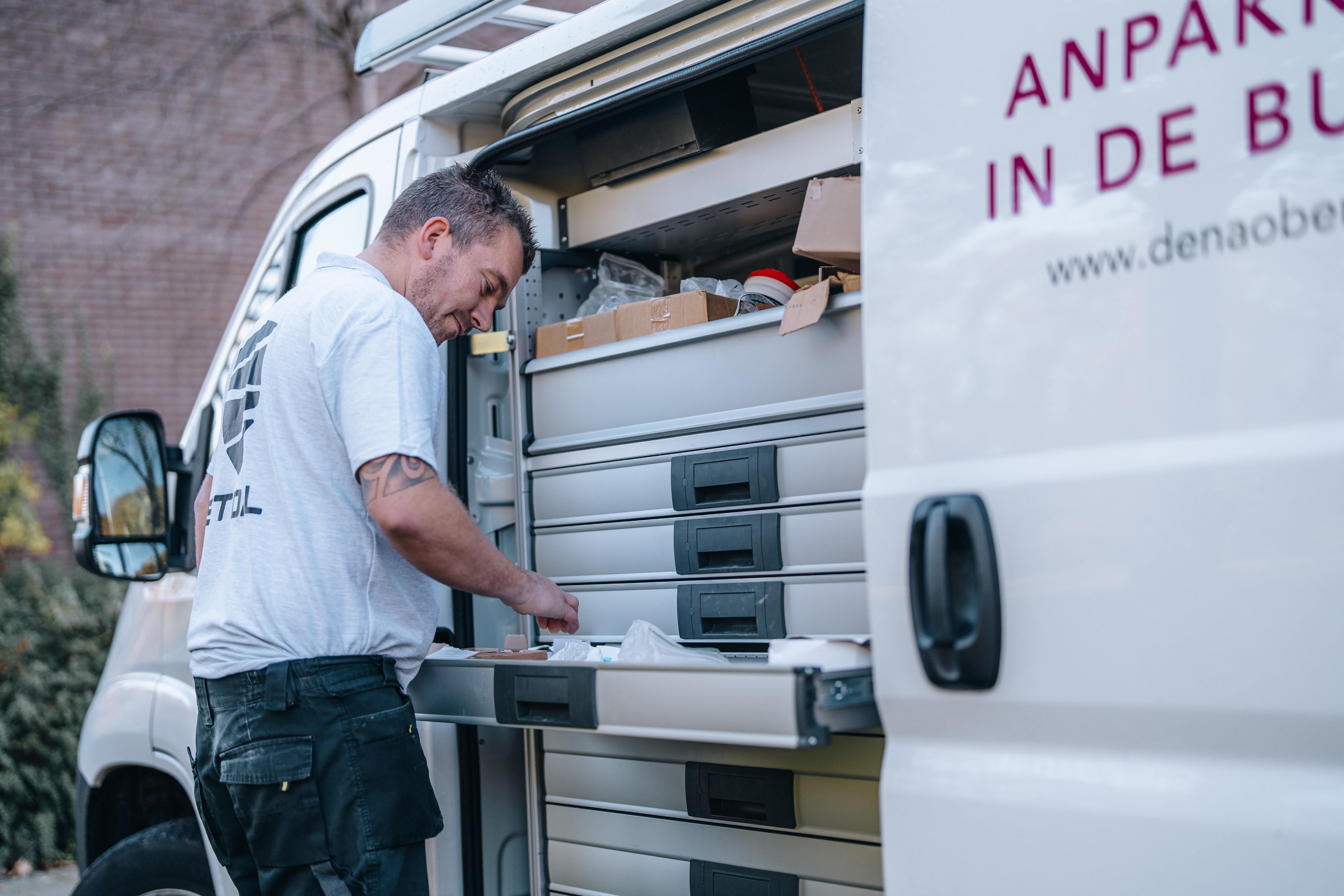 Installatiemonteur Jeroen 25 Installatiemonteur Jeroen 25